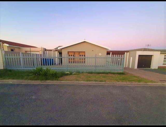 2 BEDROOM HOUSE FOR SALE IN BELLVILLE CENTRAL